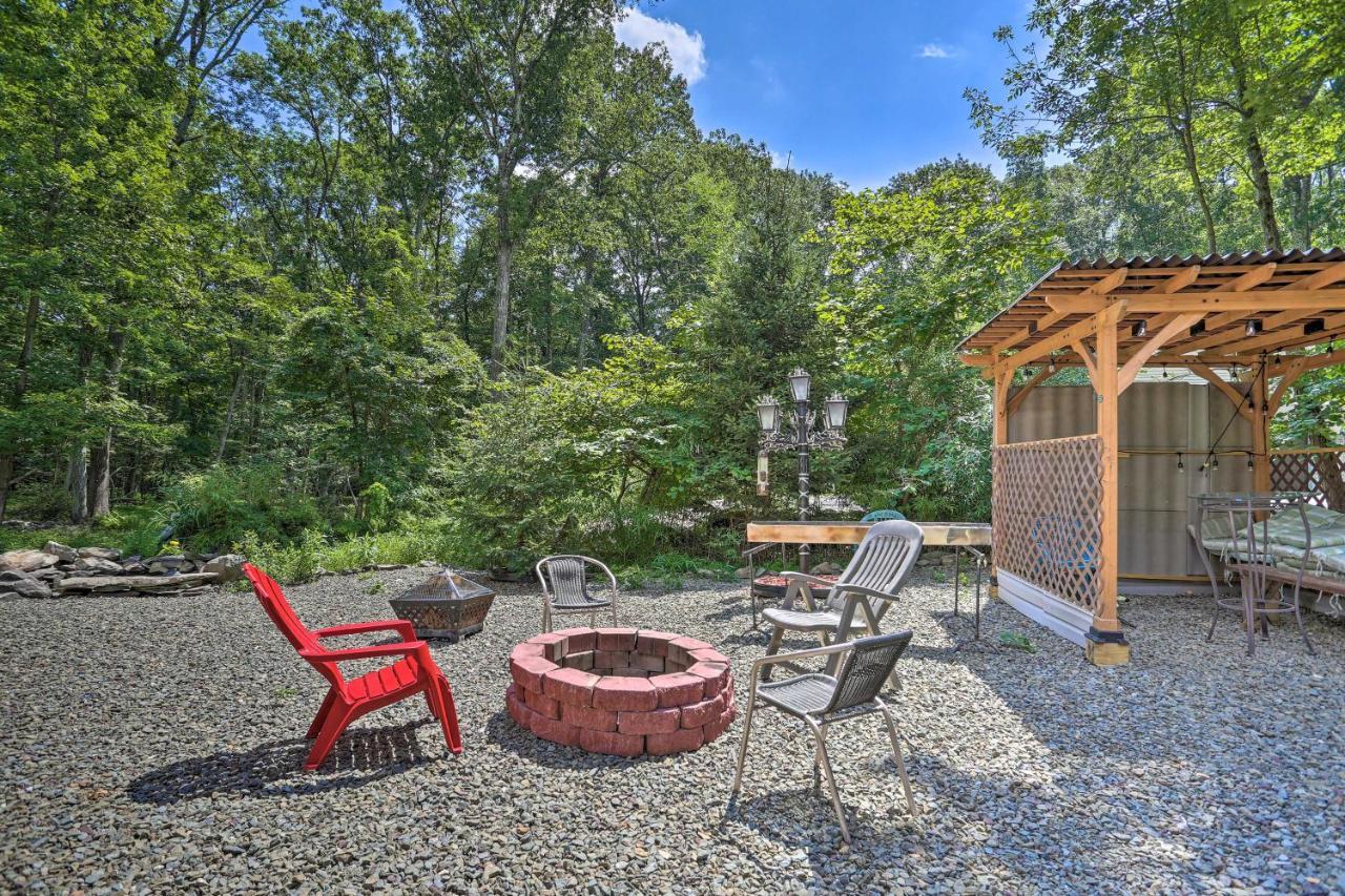 Henryville Home With Hot Tub About 5 Mi To Camelback! Exterior foto