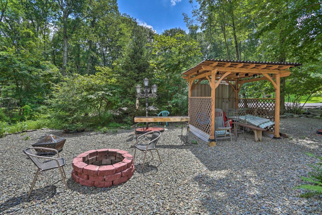 Henryville Home With Hot Tub About 5 Mi To Camelback! Exterior foto